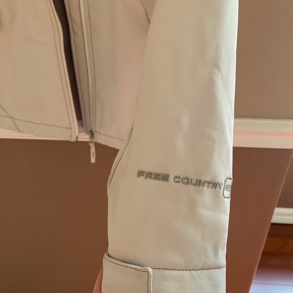 NWOT Free Country Women’s Snow Jacket - Picture 7 of 8